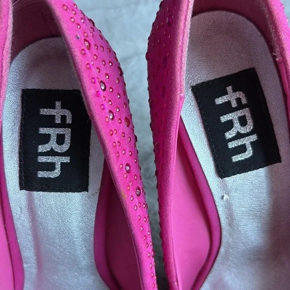 FRH Pink Rhinestone Pumps - Picture 11 of 15